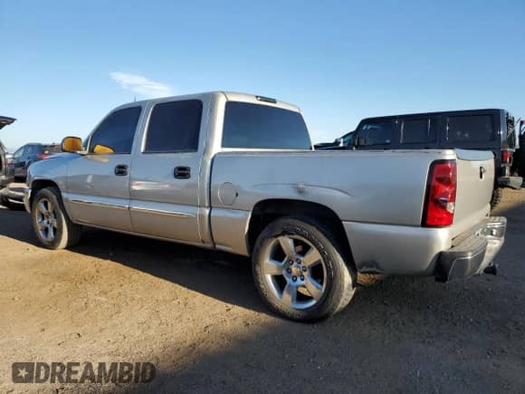 2004 GMC Sierra 1500 SLE with VIN 2GTEK13T841347033, listed as a Copart auction lot 80643485 with 209,140 mi miles and Salvage title. Bid and sale history available at DreamBid. Image 2.