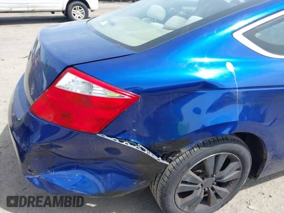 2008 Honda Accord LX-S with VIN 1HGCS12348A021235, listed as a IAAI auction lot 42331687 with 215,595 mi miles and . Bid and sale history available at DreamBid. Image 6.