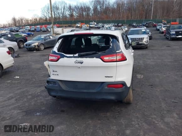 2016 Jeep Cherokee Latitude с VIN 1C4PJMCB7GW118036, выставлен на аукционе IAAI как лот 41232593 с пробегом 114 880 миль миль и . История ставок и продаж доступна на DreamBid. Изображение 16.