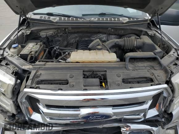 2015 Ford F-150 XLT z VIN 1FTEW1CF2FKD83558, wystawiony jako Copart lot #84298685 z przebiegiem 84 524 mil mil oraz Szkoda całkowita • Salvage title. Historia ofert i sprzedaży dostępna na DreamBid. Obrazek 11.