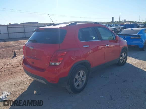 2018 Chevrolet Trax LT z VIN 3GNCJLSB5JL252266, wystawiony jako IAAI lot #43095147 z przebiegiem 129 445 mil mil oraz . Historia ofert i sprzedaży dostępna na DreamBid. Obrazek 4.
