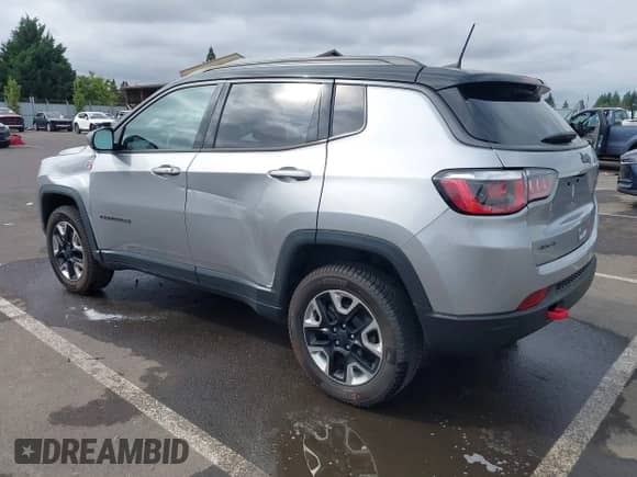 2018 Jeep Compass Trailhawk z VIN 3C4NJDDB7JT419375, wystawiony jako IAAI lot #43213951 z przebiegiem 60 692 mil mil oraz . Historia ofert i sprzedaży dostępna na DreamBid. Obrazek 3.