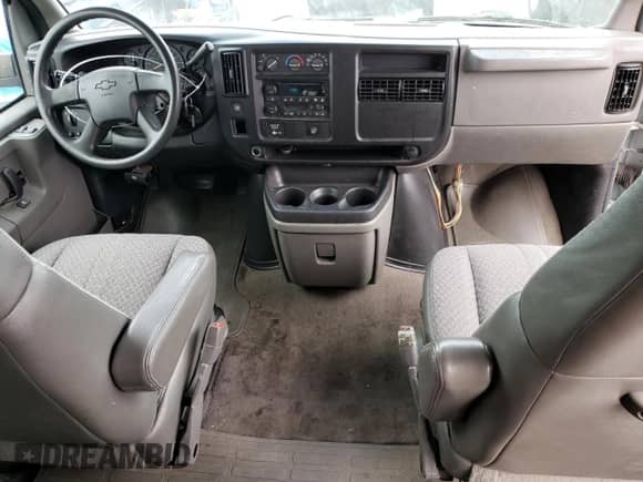 2007 Chevrolet Express Passenger с VIN 1GAHG39U571153735, выставлен на аукционе Copart как лот 87535245 с пробегом 138 634 миль миль и Чистый • Clean title. История ставок и продаж доступна на DreamBid. Изображение 8.