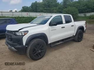 2023 Chevrolet Colorado 4WD Trail Boss с VIN 1GCPTEEK0P1219378, выставлен на аукционе Copart как лот 64270135 с пробегом 21 623 миль миль и Списание • Salvage title. История ставок и продаж доступна на DreamBid. Изображение 1.