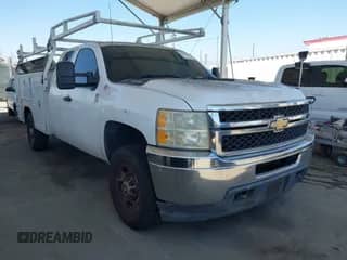 2011 Chevrolet Silverado 2500HD с VIN 1GB2KVCG9BZ313513, выставлен на аукционе IAAI как лот 42517972 с пробегом 209 577 миль миль и . История ставок и продаж доступна на DreamBid. Изображение 1.
