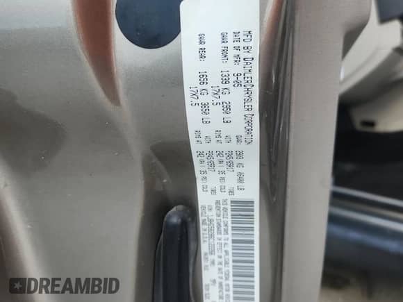 2006 Jeep Commander Limited с VIN 1J8HG58286C122266, выставлен на аукционе Copart как лот 68688375 с пробегом 132 237 миль миль и На запчасти • Non repairable. История ставок и продаж доступна на DreamBid. Изображение 14.
