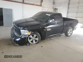 2013 Ram 1500 Express z VIN 3C6JR7AT4DG500974, wystawiony jako Copart lot #68081805 z przebiegiem 105 460 mil mil oraz Szkoda całkowita • Salvage title. Historia ofert i sprzedaży dostępna na DreamBid. Obrazek 1.