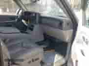 2006 Chevrolet Tahoe LT с VIN 1GNEK13Z06J159109, выставлен на аукционе IAAI как лот 41819991 с пробегом 158 468 миль миль и . История ставок и продаж доступна на DreamBid. Изображение 5.