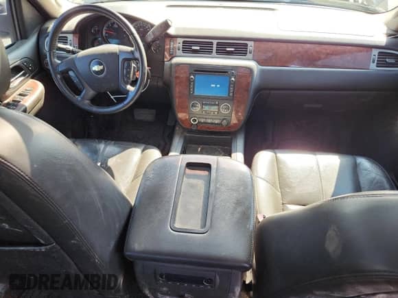 2009 Chevrolet Silverado 1500 LTZ с VIN 3GCEK33369G179046, выставлен на аукционе Copart как лот 65360135 с пробегом 213 578 миль миль и Списание • Salvage title. История ставок и продаж доступна на DreamBid. Изображение 8.