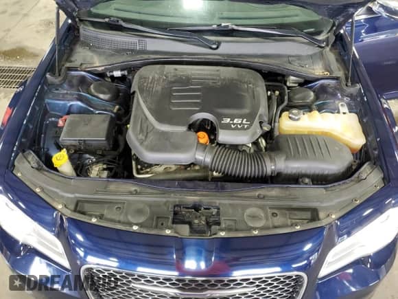 2015 Chrysler 300 C с VIN 2C3CCAEG2FH920771, выставлен на аукционе Copart как лот 69754855 с пробегом 125 939 миль миль и Списание • Salvage title. История ставок и продаж доступна на DreamBid. Изображение 11.