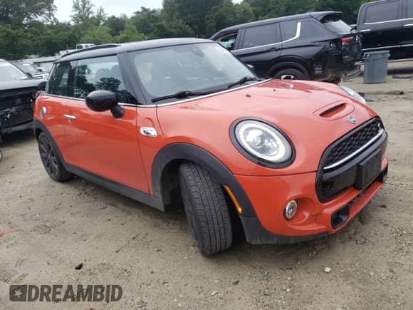2021 MINI Hardtop Cooper S with VIN WMWXR5C08M2N51331, listed as a Copart auction lot 63426105 with 50,990 mi miles and Salvage title. Bid and sale history available at DreamBid. Image 4.