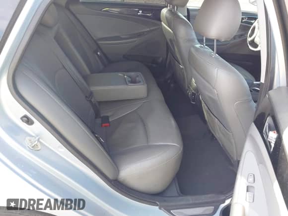 2013 Hyundai Sonata SE with VIN 5NPEC4AC1DH584382, listed as a IAAI auction lot 43380609 with 144,552 mi miles and . Bid and sale history available at DreamBid. Image 8.
