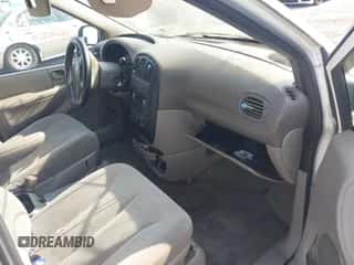 2002 Dodge Caravan Sport with VIN 2B4GP44372R763791, listed as a IAAI auction lot 42878590 with Not provided miles and . Bid and sale history available at DreamBid. Image 5.