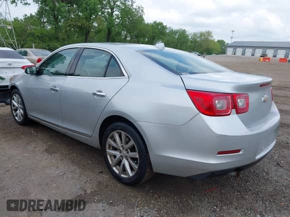 2013 Chevrolet Malibu LTZ с VIN 1G11H5SA9DF279783, выставлен на аукционе IAAI как лот 42242418 с пробегом 175 238 миль миль и . История ставок и продаж доступна на DreamBid. Изображение 3.
