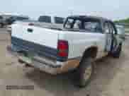 1997 Dodge 1500 z VIN 3B7HF13Z4VG838259, wystawiony jako IAAI lot #39235353 z przebiegiem Nie podano mil oraz . Historia ofert i sprzedaży dostępna na DreamBid. Obrazek 4.