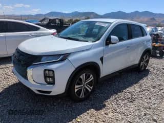 2021 Mitsubishi Outlander SE с VIN JA4APVAU1MU002606, выставлен на аукционе Copart как лот 64633445 с пробегом 43 573 миль миль и Списание • Salvage title. История ставок и продаж доступна на DreamBid. Изображение 1.