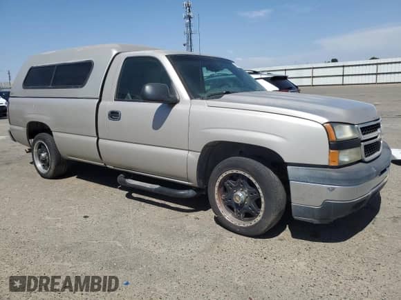 2007 Chevrolet Silverado 1500 Work Truck with VIN 1GCEC14V17E153122, listed as a Copart auction lot 59601535 with 208,518 mi miles and Clean title. Bid and sale history available at DreamBid. Image 4.