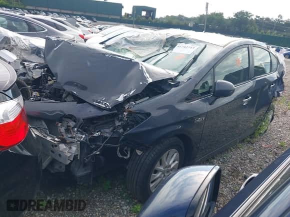 2012 Toyota Prius Advanced with VIN JTDKN3DP8C3026819, listed as a IAAI auction lot 41742743 with 178,000 mi miles and . Bid and sale history available at DreamBid. Image 2.