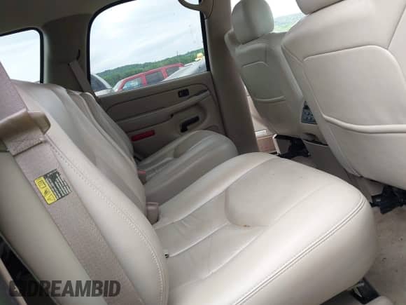 2004 Chevrolet Tahoe LT с VIN 1GNEC13Z54R261632, выставлен на аукционе IAAI как лот 42407448 с пробегом 147 663 миль миль и . История ставок и продаж доступна на DreamBid. Изображение 8.