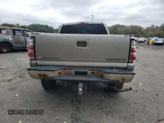 2003 Chevrolet Silverado 1500 LS z VIN 2GCEK19V631258780, wystawiony jako Copart lot #86473085 z przebiegiem 164 839 mil mil oraz Szkoda całkowita • Salvage title. Historia ofert i sprzedaży dostępna na DreamBid. Obrazek 6.