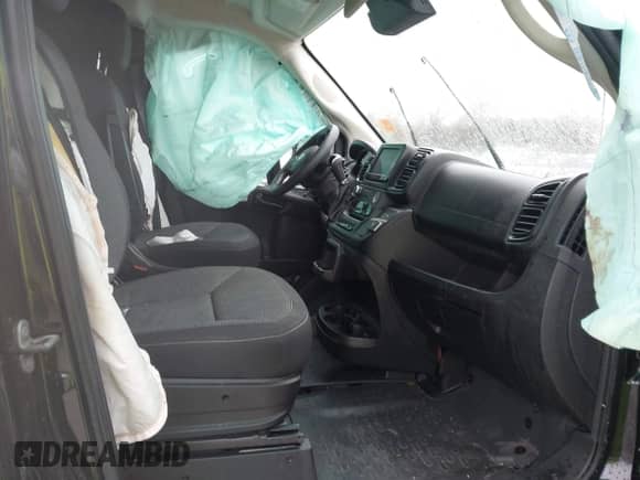 2023 Ram ProMaster Cargo с VIN 3C6LRVCG0PE552020, выставлен на аукционе IAAI как лот 42017519 с пробегом 15 832 миль миль и . История ставок и продаж доступна на DreamBid. Изображение 5.