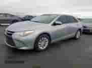 2016 Toyota Camry LE z VIN 4T1BD1FK9GU180430, wystawiony jako Copart lot #85649785 z przebiegiem 60 600 mil mil oraz Szkoda całkowita • Salvage title. Historia ofert i sprzedaży dostępna na DreamBid. Obrazek 1.