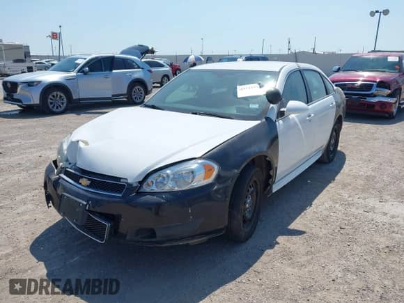2014 Chevrolet Impala Police Police with VIN 2G1WD5E33E1161171, listed as a IAAI auction lot 43141946 with 132,854 mi miles and . Bid and sale history available at DreamBid. Image 2.