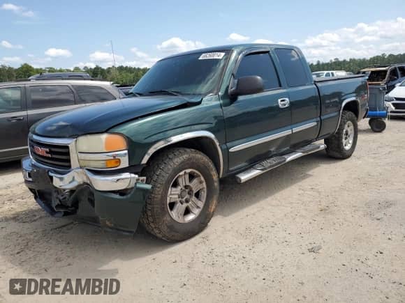 2005 GMC Sierra 1500 SLT z VIN 2GTEK19B251331894, wystawiony jako Copart lot #68260014 z przebiegiem 299 340 mil mil oraz Szkoda całkowita • Salvage title. Historia ofert i sprzedaży dostępna na DreamBid. Obrazek 1.