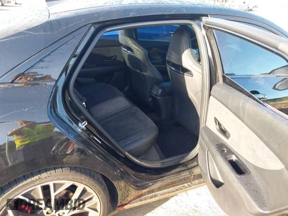 2023 Hyundai Elantra с VIN KMHLW4AK1PU016502, выставлен на аукционе IAAI как лот 42493631 с пробегом 17 547 миль миль и . История ставок и продаж доступна на DreamBid. Изображение 8.