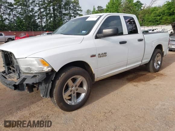 2014 Ram 1500 Express с VIN 1C6RR6FT9ES101025, выставлен на аукционе IAAI как лот 42265700 с пробегом 161 580 миль миль и . История ставок и продаж доступна на DreamBid. Изображение 18.
