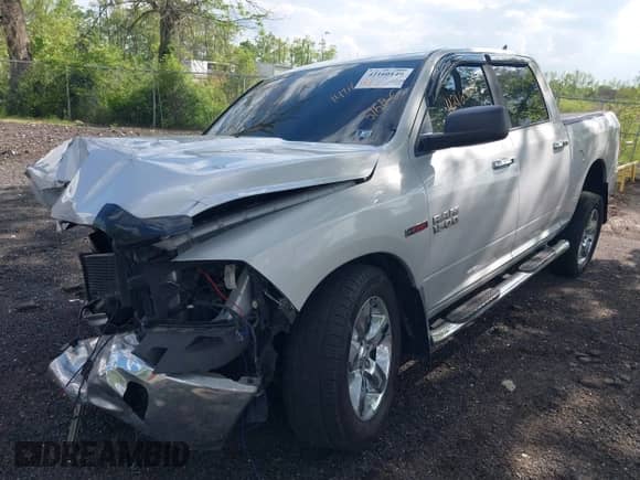2015 Ram 1500 Outdoorsman with VIN 1C6RR7LM5FS611425, listed as a IAAI auction lot 42160149 with 147,019 mi miles and . Bid and sale history available at DreamBid. Image 18.