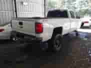 2015 Chevrolet Silverado 2500HD Work Truck с VIN 1GC1KUE88FF175767, выставлен на аукционе IAAI как лот 43463710 с пробегом 267 000 миль миль и . История ставок и продаж доступна на DreamBid. Изображение 4.