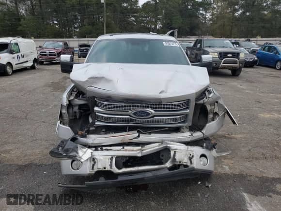 2011 Ford F-150 Lariat с VIN 1FTFW1C68BFB72937, выставлен на аукционе Copart как лот 89279775 с пробегом 174 931 миль миль и Списание • Salvage title. История ставок и продаж доступна на DreamBid. Изображение 5.