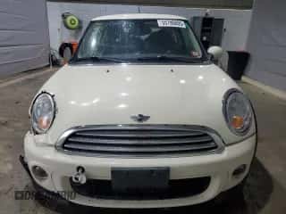 2012 MINI Hardtop with VIN WMWSU3C56CT543312, listed as a Copart auction lot 55786805 with 138,713 mi miles and Salvage title. Bid and sale history available at DreamBid. Image 5.