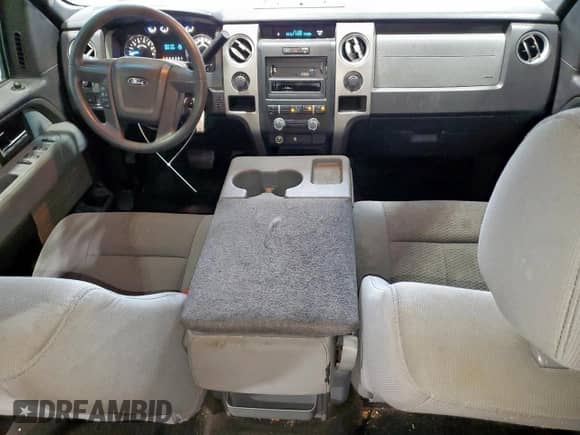 2012 Ford F-150 XL z VIN 1FTFW1EF5CFB93758, wystawiony jako Copart lot #69763385 z przebiegiem 139 061 mil mil oraz Szkoda całkowita • Salvage title. Historia ofert i sprzedaży dostępna na DreamBid. Obrazek 8.