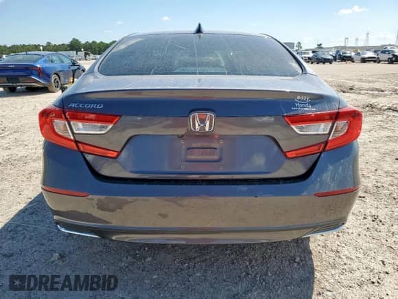 2019 Honda Accord EX-L with VIN 1HGCV1F58KA165851, listed as a Copart auction lot 84399545 with 82,295 mi miles and Salvage title. Bid and sale history available at DreamBid. Image 6.