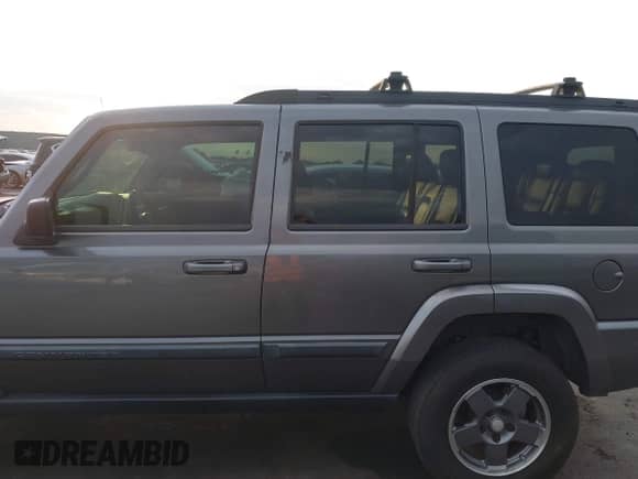 2008 Jeep Commander Sport с VIN 1J8HG48NX8C172027, выставлен на аукционе IAAI как лот 42756337 с пробегом 178 777 миль миль и . История ставок и продаж доступна на DreamBid. Изображение 14.