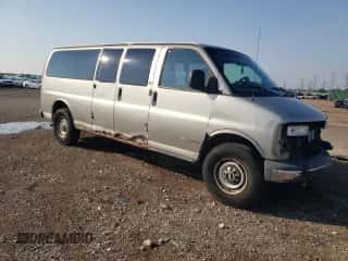 2002 Chevrolet Express с VIN 1GAGG29R021107594, выставлен на аукционе Copart как лот 63757415 с пробегом 213 672 миль миль и Списание • Salvage title. История ставок и продаж доступна на DreamBid. Изображение 4.