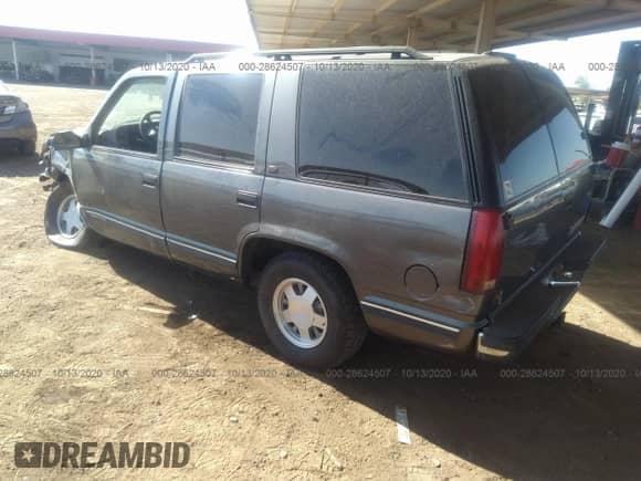 1999 Chevrolet Tahoe с VIN 1GNEC13R0XJ519445, выставлен на аукционе IAAI как лот 28624507 с пробегом Не указан миль и . История ставок и продаж доступна на DreamBid. Изображение 3.