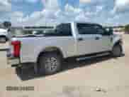 2017 Ford F-250 XL с VIN 1FT7W2A60HEB67100, выставлен на аукционе Copart как лот 70270285 с пробегом 247 283 миль миль и Списание • Salvage title. История ставок и продаж доступна на DreamBid. Изображение 3.