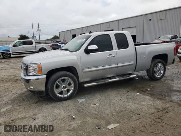 2012 Chevrolet Silverado 1500 LT с VIN 1GCRCSE03CZ325891, выставлен на аукционе Copart как лот 83771325 с пробегом 79 683 миль миль и Списание • Salvage title. История ставок и продаж доступна на DreamBid. Изображение 1.