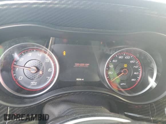 2019 Dodge Charger Scat Pack с VIN 2C3CDXGJ1KH740166, выставлен на аукционе Copart как лот 54598135 с пробегом 82 246 миль миль и Списание • Salvage title. История ставок и продаж доступна на DreamBid. Изображение 9.