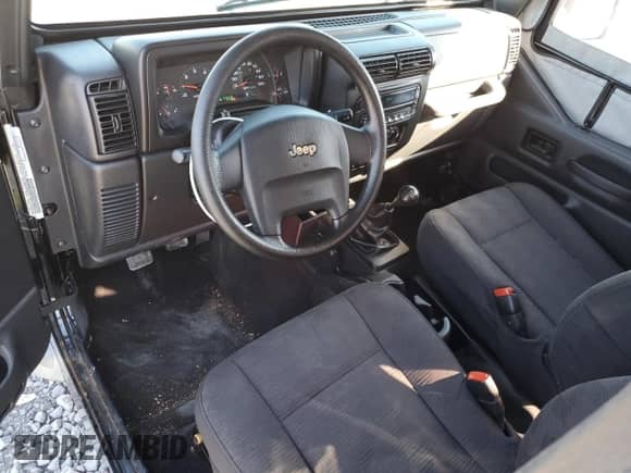 2005 Jeep Wrangler SE z VIN 1J4FA29195P366658, wystawiony jako Copart lot #46220295 z przebiegiem 67 359 mil mil oraz Szkoda całkowita • Salvage title. Historia ofert i sprzedaży dostępna na DreamBid. Obrazek 8.