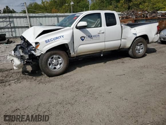 2023 Toyota Tacoma SR with VIN 3TYSX5EN5PT022609, listed as a Copart auction lot 81572905 with 7,923 mi miles and Salvage title. Bid and sale history available at DreamBid. Image 1.