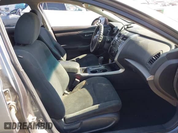 2015 Nissan Altima SL with VIN 1N4AL3AP8FN331631, listed as a IAAI auction lot 42839654 with 206,430 mi miles and . Bid and sale history available at DreamBid. Image 5.