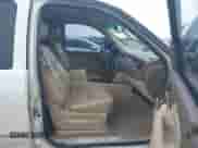 2010 Chevrolet Suburban LTZ с VIN 1GNUCKE03AR248244, выставлен на аукционе IAAI как лот 41677238 с пробегом 184 698 миль миль и . История ставок и продаж доступна на DreamBid. Изображение 5.