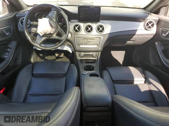 2017 Mercedes-Benz CLA 250 z VIN WDDSJ4EB2HN451703, wystawiony jako Copart lot #83888555 z przebiegiem 103 877 mil mil oraz Szkoda całkowita • Salvage title. Historia ofert i sprzedaży dostępna na DreamBid. Obrazek 8.