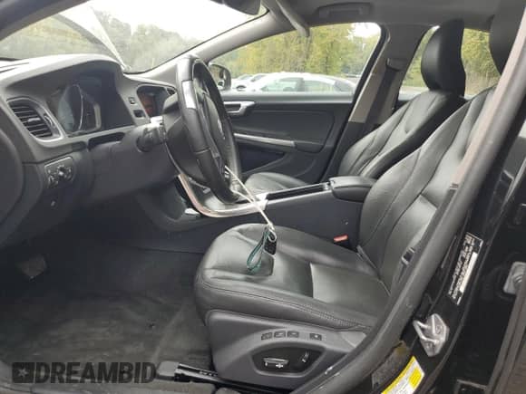 2016 Volvo S60 T5 Premier with VIN YV1612TK8G2409100, listed as a Copart auction lot 81745545 with 60,061 mi miles and Salvage title. Bid and sale history available at DreamBid. Image 7.