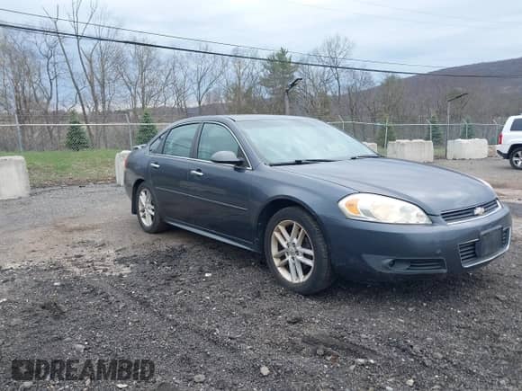 2011 Chevrolet Impala LTZ z VIN 2G1WC5EM7B1190230, wystawiony jako IAAI lot #42035387 z przebiegiem 149 396 mil mil oraz . Historia ofert i sprzedaży dostępna na DreamBid. Obrazek 1.