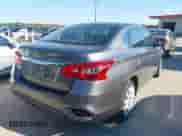 2019 Nissan Sentra SV z VIN 3N1AB7AP9KY321212, wystawiony jako IAAI lot #43487698 z przebiegiem 186 743 mil mil oraz . Historia ofert i sprzedaży dostępna na DreamBid. Obrazek 4.